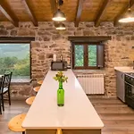 Chalet Pasiega El Ojal San Pedro Del Romeral