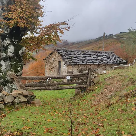 Chalet Pasiega El Ojal *