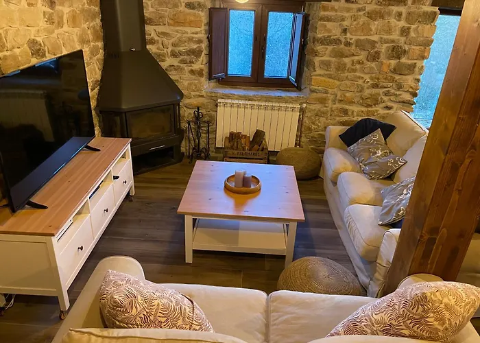 Pasiega El Ojal * San Pedro Del Romeral